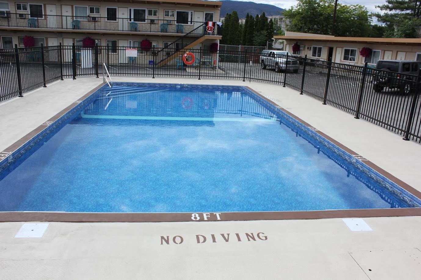Flamingo Motel Penticton Exterior photo